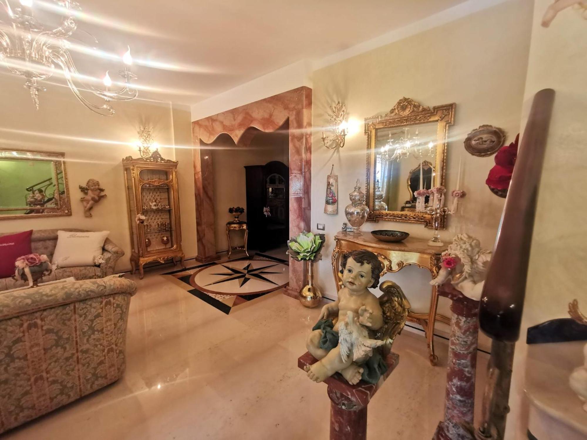 Queen'S Luxurious House Gallipoli Kültér fotó